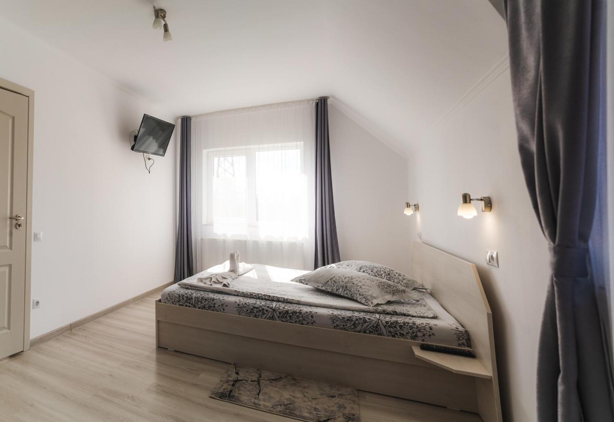 Casa Bokor Hotel Sovata Ngoại thất bức ảnh